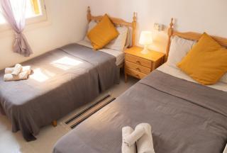 Cosy apartment in Torrevieja with balcony and shared pool - 7