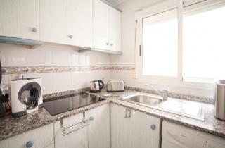 Cosy apartment in Torrevieja with balcony and shared pool - 6