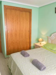 Cosy apartment in Torrevieja with balcony and shared pool - 2