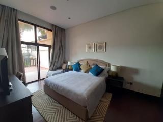 Luxe Getaways Royal Amwaj Palm Jumeirah Resort Apartment Holiday Home - 9