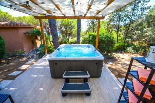 Villa with Jacuzzi in Torre Delle Stelle - 3