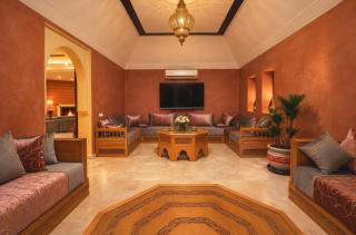 Spacious villa with pool near Marrakech - 4