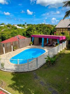 Bungalow à Sainte-Anne avec piscine privée - 0