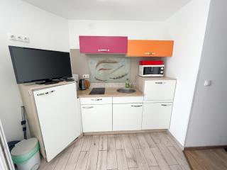 Cozy Seaside Apartment in Jadranovo, 24 sqm, Ocean View - 4