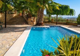 Spacious villa with pool in Priego de Córdoba - 350 m² - 9