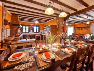 Spacious villa with pool in Priego de Córdoba - 350 m² - 7