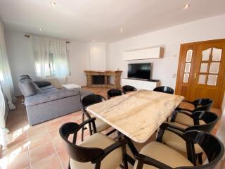 Bright Villa in Vidreres with Private Pool and Jacuzzi - 6