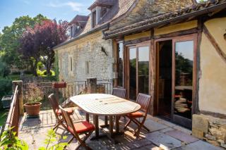 Maison charmante à Saint-Cybranet avec piscine partagée - 0