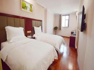GreenTree Inn Chizhou Guichi District Changjiang South Express Hotel - 4
