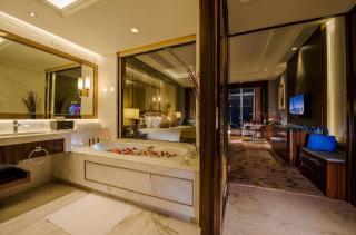 New Century Grand Hotel Haiyan Haili - 8