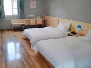 7 Days Inn Bazhong Jiangbei Bus Station - 1