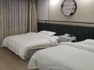 GreenTree Inn Suzhou Xiangcheng Energy Island - 8