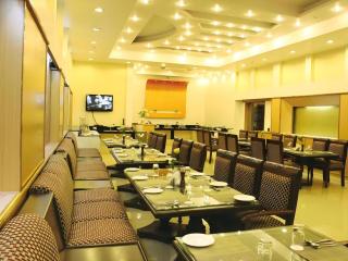 Hotel Park Grand - 9