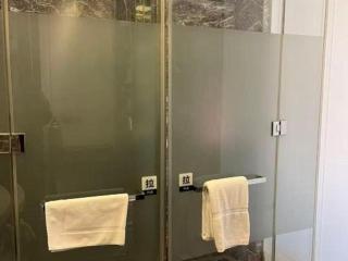 Wuxi Rsun The Lakefart Hotel - 4