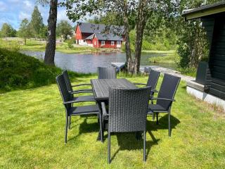 Large cabin by private lake, sauna, jetty, canoe, - 5