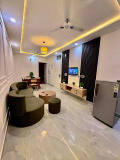 sangveen homes with mountain Mussoorie view - 0