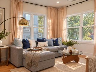 East Side 3BR Home near Brown & Miriam Hospital - 8