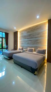 Louise Hotel Cianjur - 0