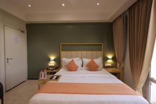 Phoenix Unmatched Comfort - Hotel Near Fateh Sagar Lake Udaipur - 2