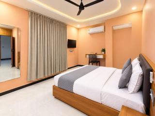 Shree Ji Darbar Hotel - 3