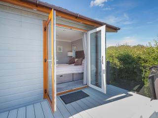 36 At The Sanctuary - Uk50278 - 7