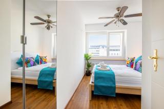 Modern Apartment with Balcony near SBB - Special CUATRO PICASSO 43 Apartment, Basel, up to 6 guests - 3