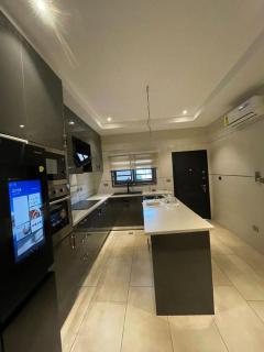 Sleek-Haven - 9