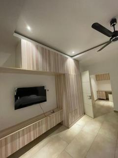Sleek-Haven - 8