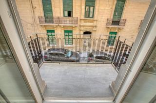 Modern Apartment near Balluta Bay, St Julians - 4