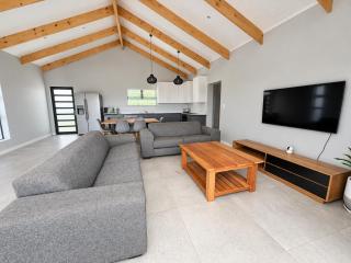 Clarens Escape Unit 4 - 8