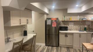 Modern Private Room near Don Mills & Fairview Mall - 8