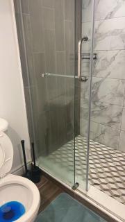 Modern Private Room near Don Mills & Fairview Mall - 2