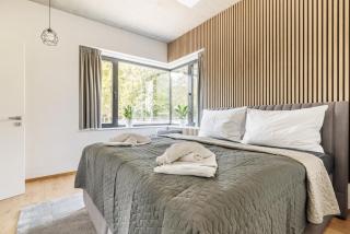 Airport Hotel - Prague Premium Apartments with private jacuzzi - 4