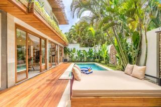 Villa Tokyo - 3 BDR Private Villa - 3 min walk to KU DE TA beach - 6