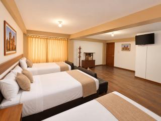 Santana Hostel - 8