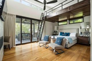Charming Lake Getaway with Loft - Pickleball & BBQ - Edgewater Beach - 0