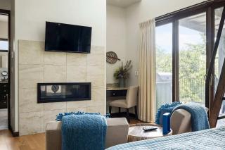Charming Lake Getaway with Loft - Pickleball & BBQ - Edgewater Beach - 5