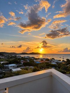 Villa Sea And Sky - Ocean, Sunset and Plane Views - 5