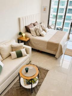Luxury Sky Retreat Rooftop and Ocean View - 2