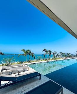 Luxury Sky Retreat Rooftop and Ocean View - 1