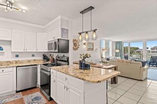 Dolphin Point 305C - Destin Harbor - Waterfront - 3