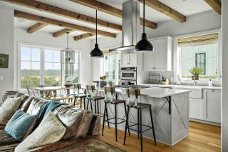 Scenic Lake Travis Farmhouse - Pickleball - BBQ - Edgewater Beach - 3