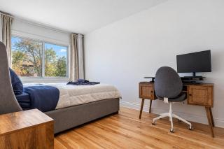 AMAZING 3 BEDROOMs IN MONTREAL - 9