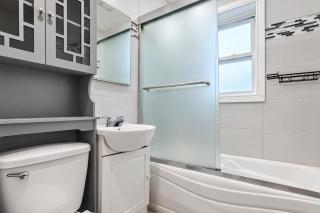 AMAZING 3 BEDROOMs IN MONTREAL - 2