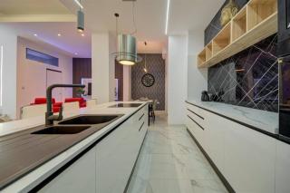 Luxury 3BR Duplex Apartment in the Heart of Gzira by 360 Estates - 6
