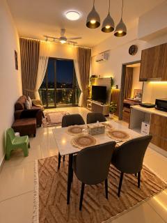 UberstayKLCC Honeymoon Vibes - 3