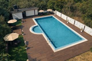 The Hilltop Resort - 1