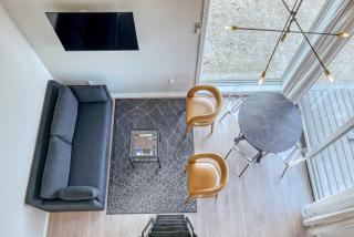 Stardust Luxury Cottage with loft & a great view - 8