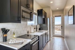 Stardust Luxury Cottage with loft & a great view - 7