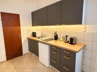 Nice studio for 5 people near Hauptbahnhof - 7
